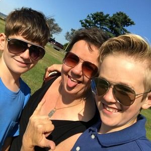 Meet your Posher, Caroline